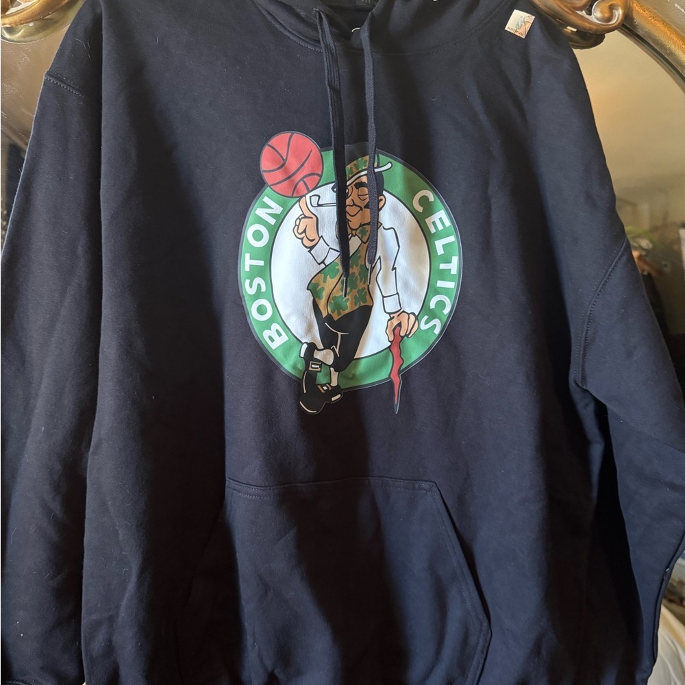 Boston Celtics Black Hoodie - Picture 2 of 5